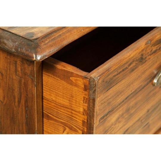 mediterran haloszoba komod rusztikus tomor harsfa fiokos patinas klasszikus antikolt vintage patinas haloszoba gardrob ruhatarto barna paraszthaz butor regies klasszikus butorok lameridiana lakberendezesi aruhaz.jpg